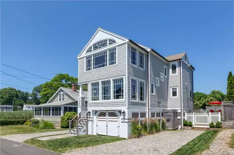 130 Beach Ave, Madison, CT 06443