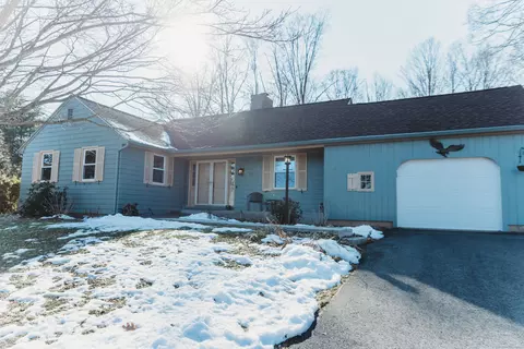 231 George St, Middletown, CT 06457