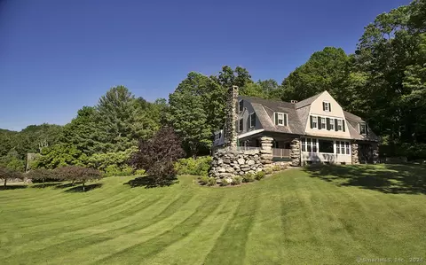 387 Lake Rd, Warren, CT 06777