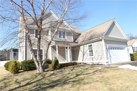 795 Pine St, Middletown, CT 06457