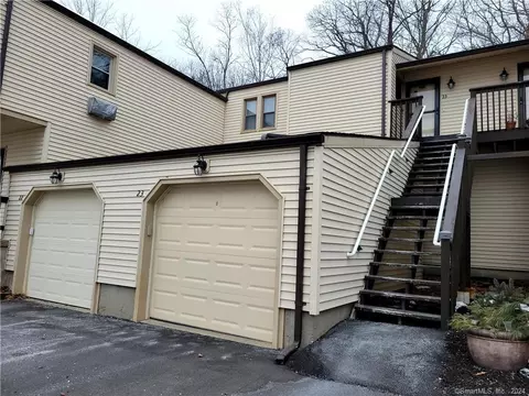 128 Lyman Rd #23, Wolcott, CT 06716