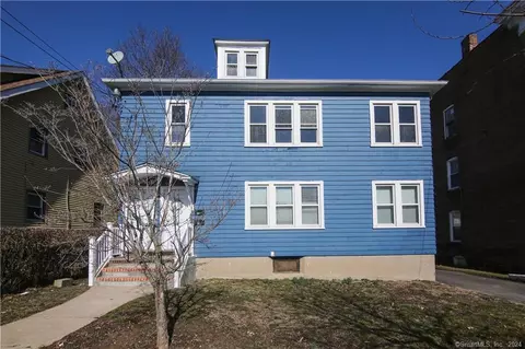 34 Cleveland Ave, Hartford, CT 06120