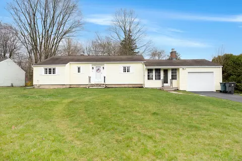 26 Westmore Rd, Cheshire, CT 06410