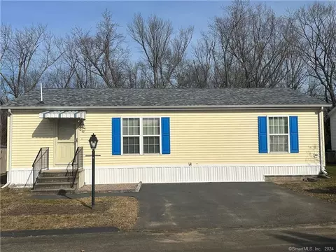 43 Laurel Cir, East Windsor, CT 06088
