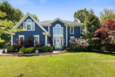 60 Edgewater Commons Ln, Westport, CT 06880