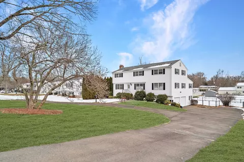 2027 Hartford Tpke, North Haven, CT 06473