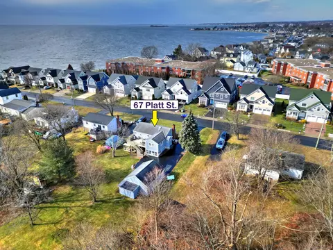 67 Platt St, Milford, CT 06460