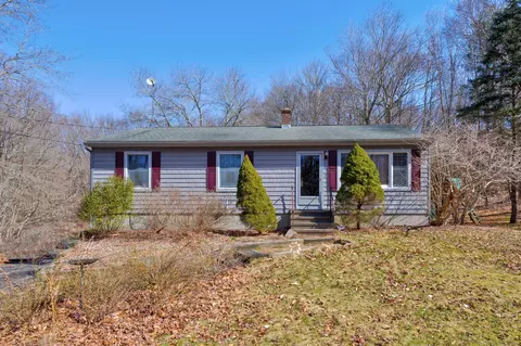 102 Town House Rd, Lisbon, CT 06351