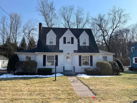 30 Russell Rd, Meriden, CT 06450
