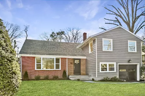 60 Arlington Rd, Stamford, CT 06902