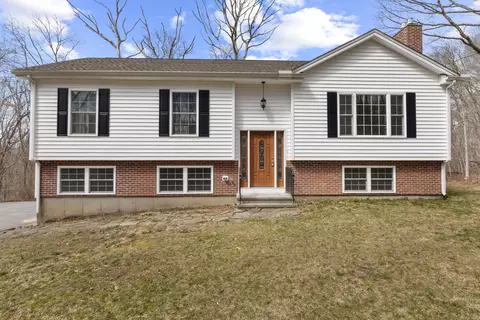3 Reservoir Rd, Lebanon, CT 06249