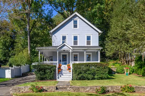53 Bartlett Ave, Norwalk, CT 06850