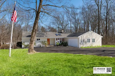 551 Canoe Hill Rd, New Canaan, CT 06840