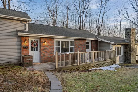 231 Thompson Rd, Thompson, CT 06277