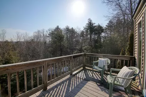 119 Library Ln #119, Simsbury, CT 06070