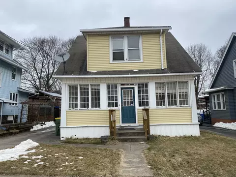 19 Wildemere Ave, Waterbury, CT 06705