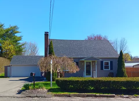 2 Matthews St, Plymouth, CT 06786