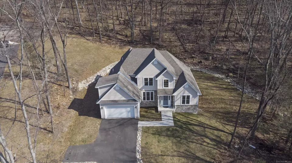 11 Ln, Suffield, CT 06093 30 Photos Movoto