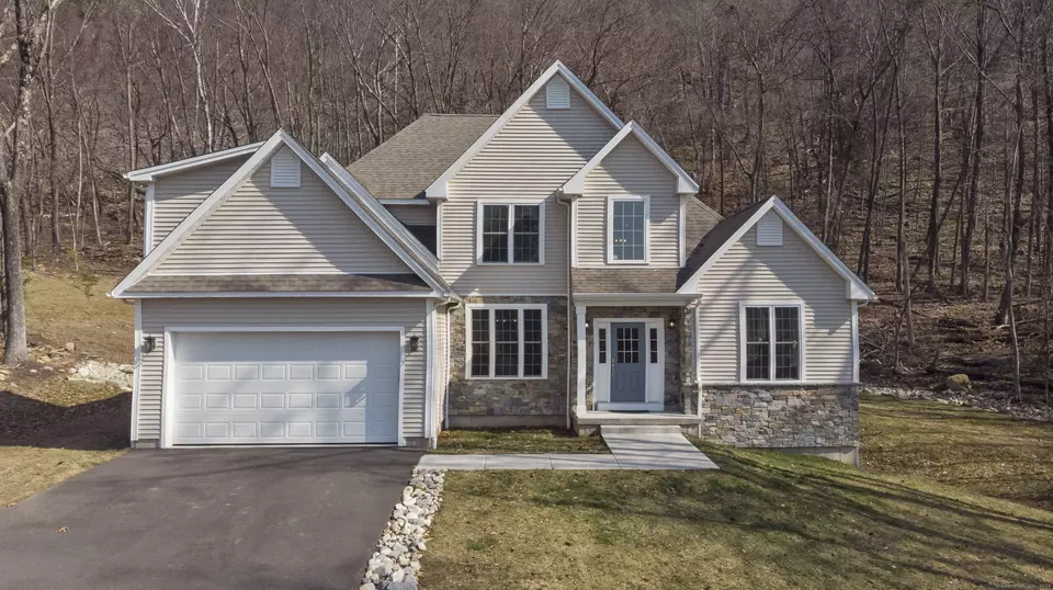 11 Ln, Suffield, CT 06093 30 Photos Movoto