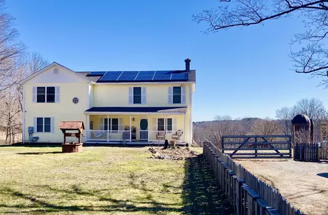 153 N Canterbury Rd, Canterbury, CT 06331