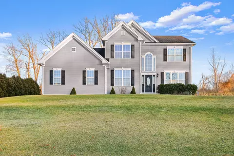 11 Forest Hollow Rd, Seymour, CT 06483