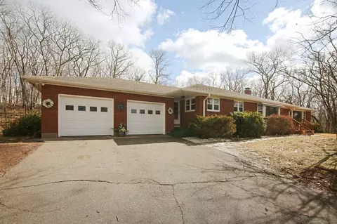 277 Box Mountain Dr, Vernon, CT 06066