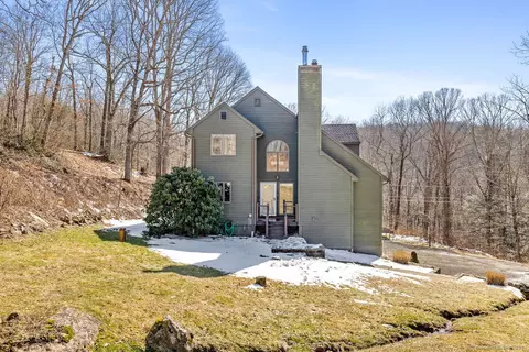 32 Old Wood Rd, Terryville, CT 06786