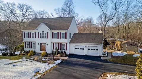98 Dorset Ln, Madison, CT 06443