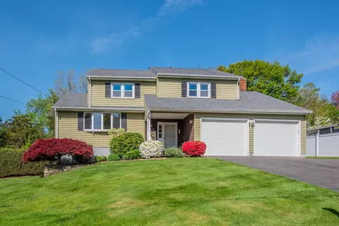 219 Trinity Rdg, Rocky Hill, CT 06067