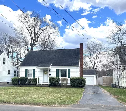 11 Carol Rd, West Hartford, CT 06110