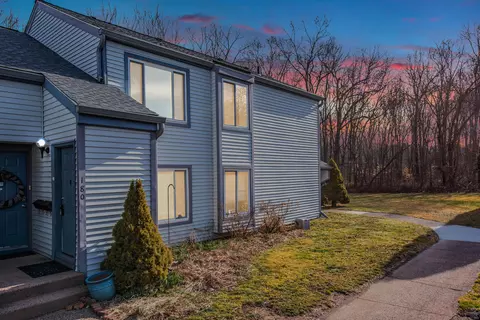 180 Candlewood Dr #180, South Windsor, CT 06074