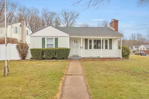 22 Ridgefield Rd, Enfield, CT 06082