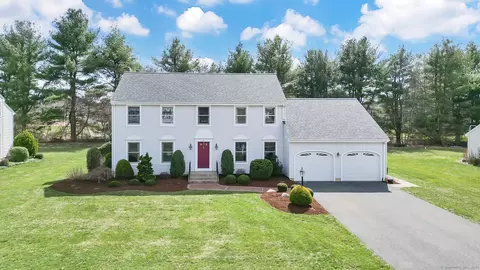 96 Barrington Way, Glastonbury, CT 06033