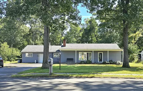 116 Pool Rd, North Haven, CT 06473