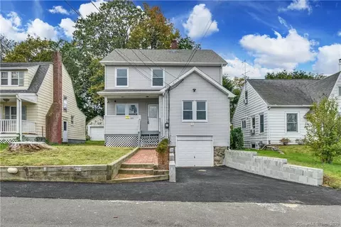 21 Beverly Pl, Norwalk, CT 06850