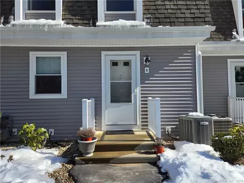 129 Brittany Farms Rd #B, New Britain, CT 06053
