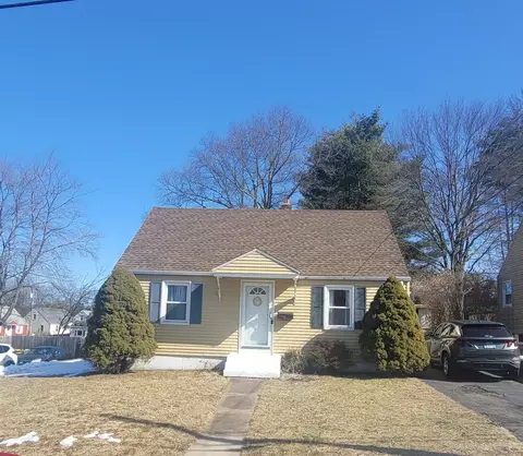 37 Griffin Rd, Manchester, CT 06042