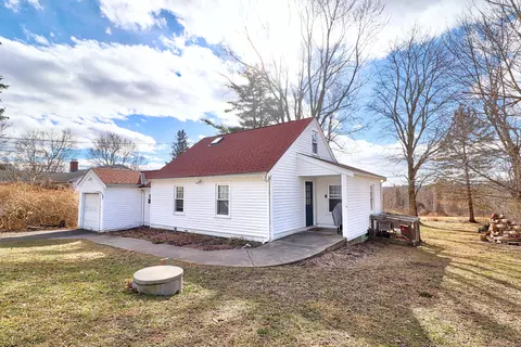 422 Bantam Lake Rd, Bantam, CT 06750