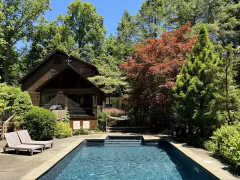23 Cedar Ln Ext, Sherman, CT 06784