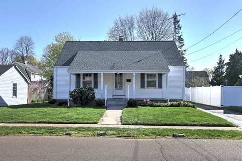 331 Hurd Ave, Stratford, CT 06614