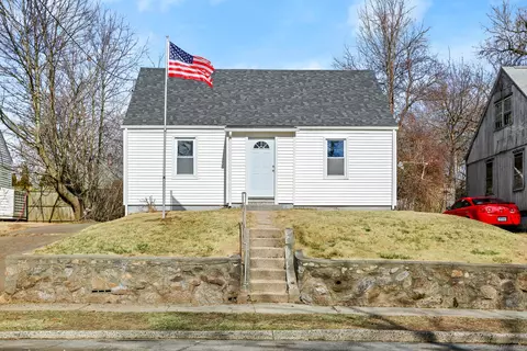388 Queen St, Bridgeport, CT 06606