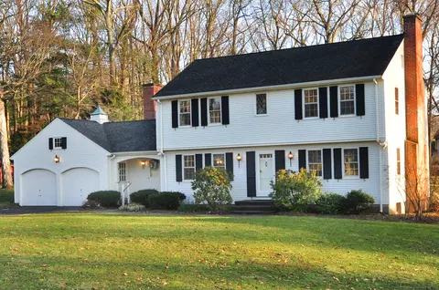 124 Timrod Rd, Manchester, CT 06040