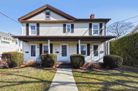 4 Lafayette St, Milford, CT 06460