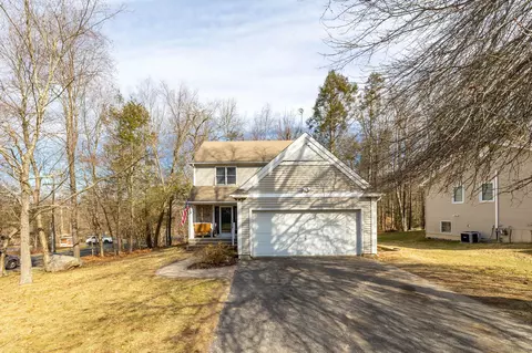 7 Deercrest Dr, Torrington, CT 06790
