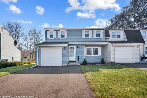 68 Pebble Dr, Newington, CT 06111