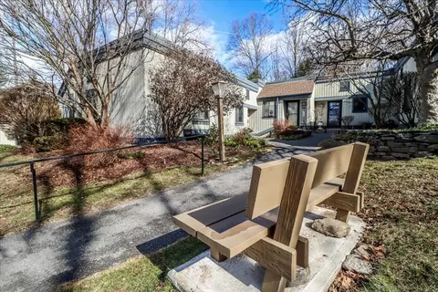 852 Heritage Vlg #A, Southbury, CT 06488