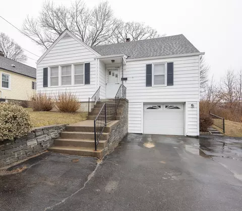 20 Darling St, Waterbury, CT 06705