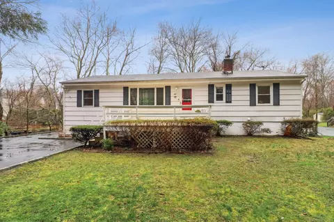 44 N Stamford Rd, Stamford, CT 06903