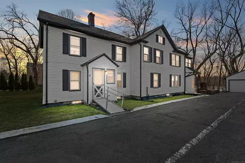 415 Naubuc Ave, Glastonbury, CT 06033