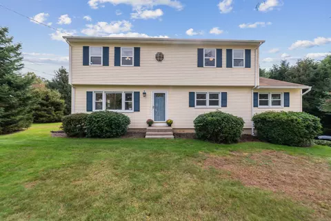 131 Cross Hill Rd, Monroe, CT 06468